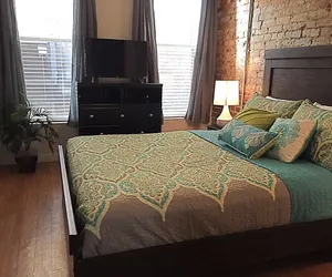 Photo 3 - Cityscape I - Sleeps 8