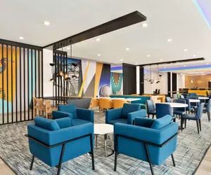 Photo 5 - La Quinta Inn & Suites by Wyndham Richmond-Sugarland