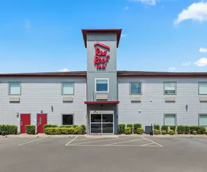 Photo 2 - Red Roof Inn Baton Rouge