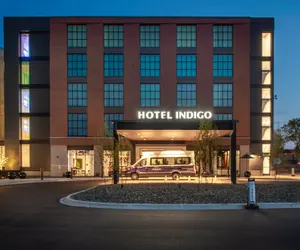 Photo 2 - Hotel Indigo Madison Downtown by IHG