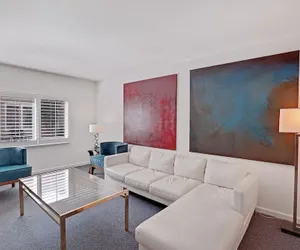 Photo 4 - Inndulge -- A Modern Gay Men's Resort