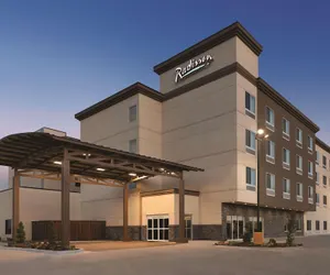 Photo 2 - Radisson Hotel Oklahoma City Airport