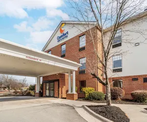 Photo 2 - Comfort Inn & Suites