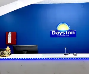 Photo 5 - Days Inn by Wyndham North Little Rock/ Maumelle