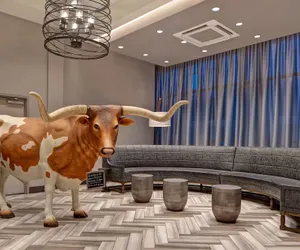 Photo 5 - Hampton Inn & Suites San Antonio Riverwalk