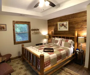 Photo 4 - Walnut Waters Bed & Breakfast