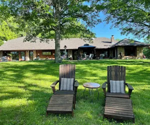 Photo 2 - Walnut Waters Bed & Breakfast