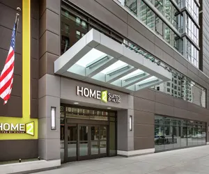 Photo 2 - Home2 Suites by Hilton Chicago River North