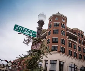 Photo 2 - Jefferson Street Inn