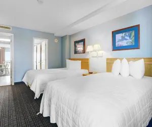 Photo 3 - Sand Dunes Tower Suites and Villas
