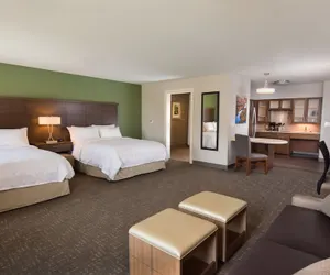 Photo 4 - Staybridge Suites Wisconsin Dells - Lake Delton, an IHG Hotel