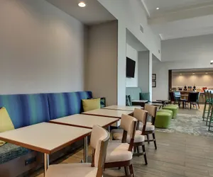 Photo 3 - Hampton Inn & Suites Southport