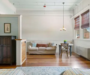 Photo 2 - Mccloud Mercantile Hotel