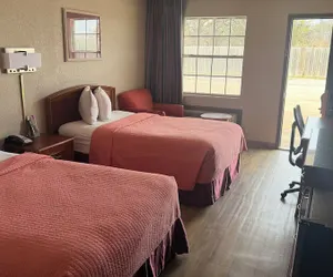 Photo 5 - Colonial Inn