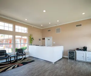 Photo 4 - Countryside Inn