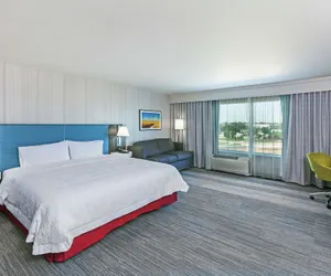 Photo 4 - Hampton Inn Gardner Conference Center