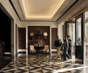 Photo 4 - Four Seasons Hotel One Dalton Street, Boston