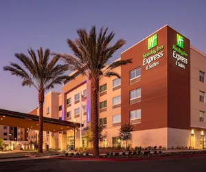 Photo 2 - Holiday Inn Express & Suites Moreno Valley - Riverside, an IHG Hotel