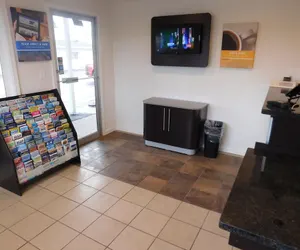 Photo 5 - Motel 6 Burlington, WA