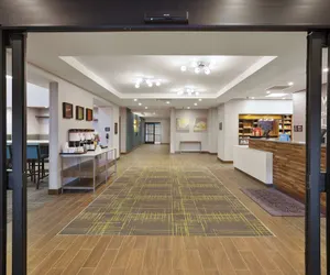 Photo 4 - Hampton Inn & Suites Grandville Grand Rapids South