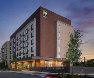 Photo 2 - EVEN Hotel Alpharetta - Avalon Area by IHG