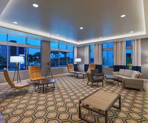 Photo 3 - TownePlace Suites by Marriott San Diego Airport/Liberty Station