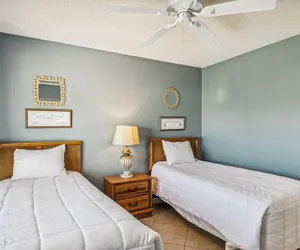 Photo 4 - Sandpiper Cove 7201 2 Bedroom Condo by RedAwning