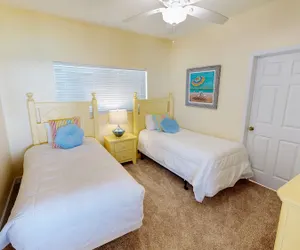 Photo 3 - Oceania 607 3 Bedroom Condo by RedAwning