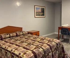 Photo 3 - Palms Motel