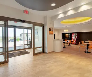 Photo 5 - Motel 6 Austin, TX - Airport