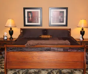 Photo 2 - Caldwell Messenger Suites