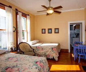 Photo 4 - Serendipity Resort & Suites