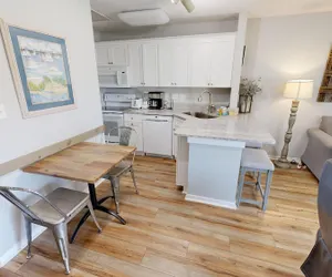 Photo 5 - Sandpiper Cove 8236 Studio Bedroom Condo by RedAwning