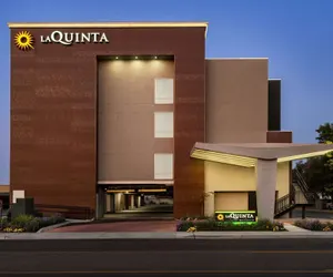 Photo 2 - La Quinta Inn & Suites by Wyndham Clovis CA