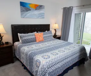 Photo 3 - Winterplace 3 Br- Plenty Of Bedding- Great For Families 3 Bedroom Condo by RedAwning