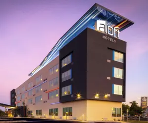Photo 2 - Aloft Glendale at Westgate
