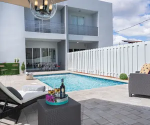 Photo 2 - 4BR Pool Townhome Duplex by Jos17
