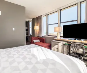 Photo 4 - Holiday Inn Columbia - Downtown by IHG