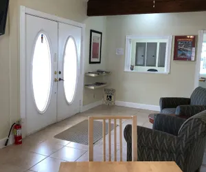 Photo 3 - The Caden Hotel