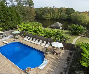Photo 2 - The Lakeside Resort