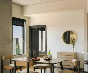 Photo 4 - Sonder by Marriott Bonvoy Mill Ave Apartments Tempe