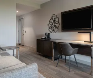 Photo 5 - Holiday Inn Express Boston South - Quincy by IHG