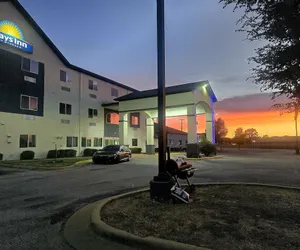 Photo 2 - Days Inn by Wyndham Copperas Cove
