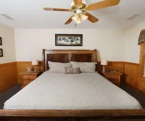 Photo 2 - Wildwood Falls 4 - Two Bedroom Chalet