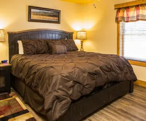 Photo 4 - A Hilltop Hideaway - Four Bedroom Chalet