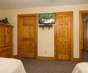 Photo 3 - Briarstone Lodge Condo 13E - Three Bedroom Condo