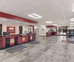 Photo 3 - Econo Lodge Cave City
