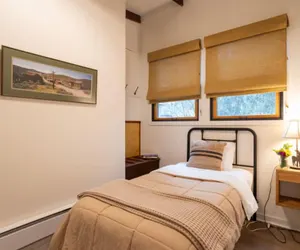 Photo 3 - Anderson Valley Inn
