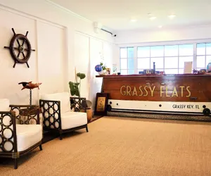 Photo 3 - Grassy Flats Resort & Beach Club