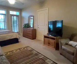 Photo 3 - Unit 411b 1bd/ 1ba Efficiency Condo 1 Bedroom Condo by RedAwning